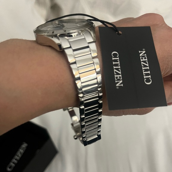 Citizen Watch - Picture 6 of 6